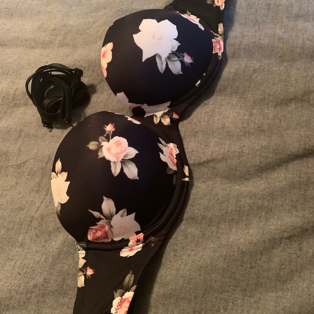 Pink Victoria secret multi-way push-up bra